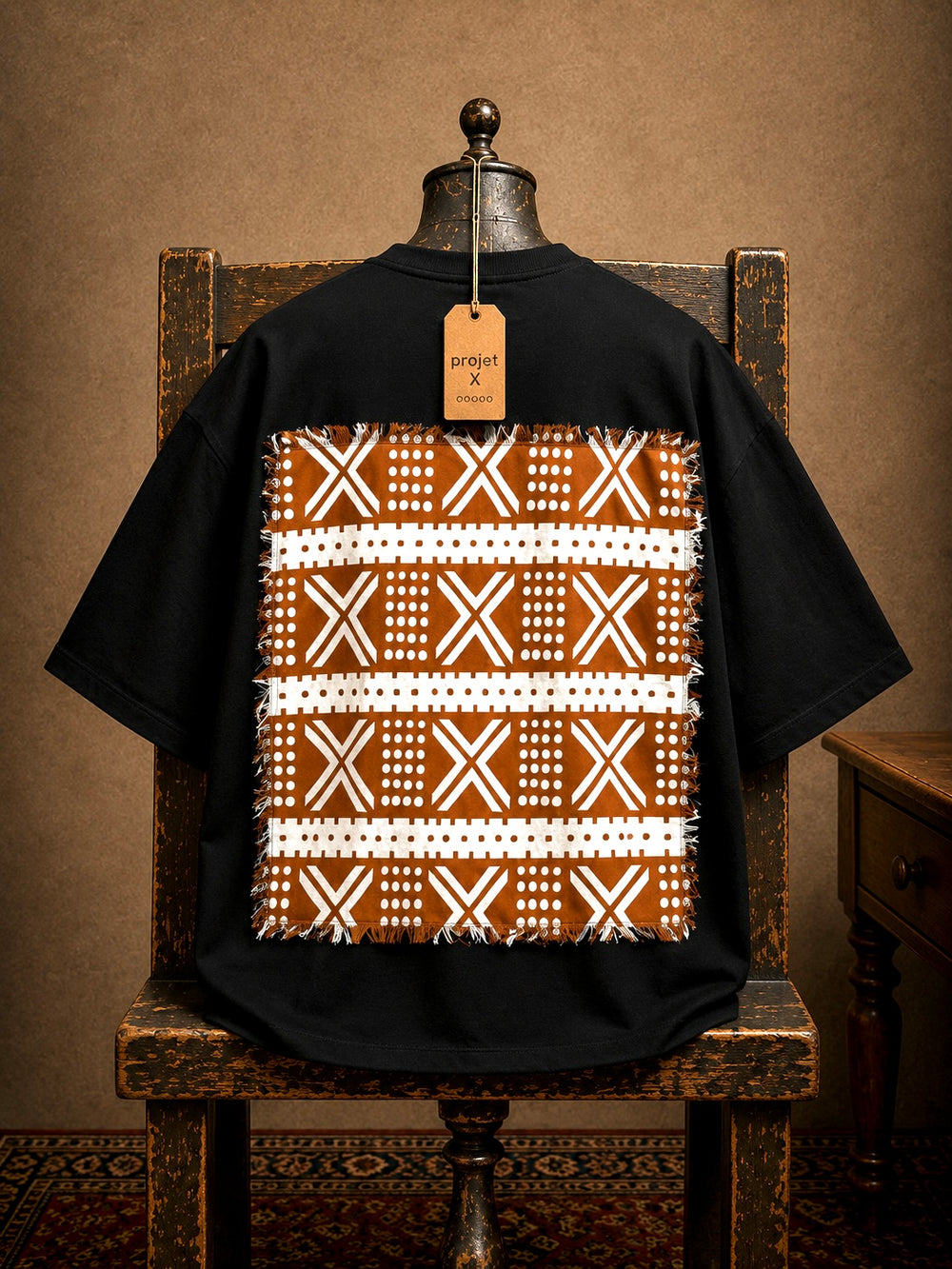 SAHARA PATCH TEE